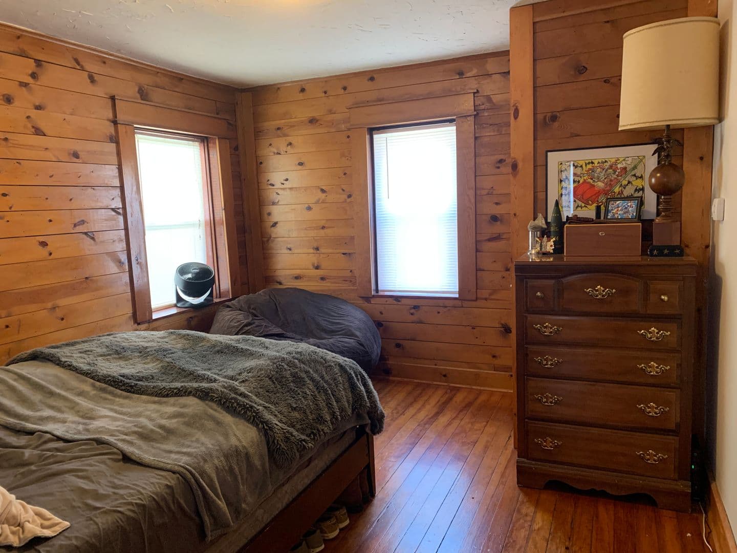 Bloomington House: 302 E 17th St