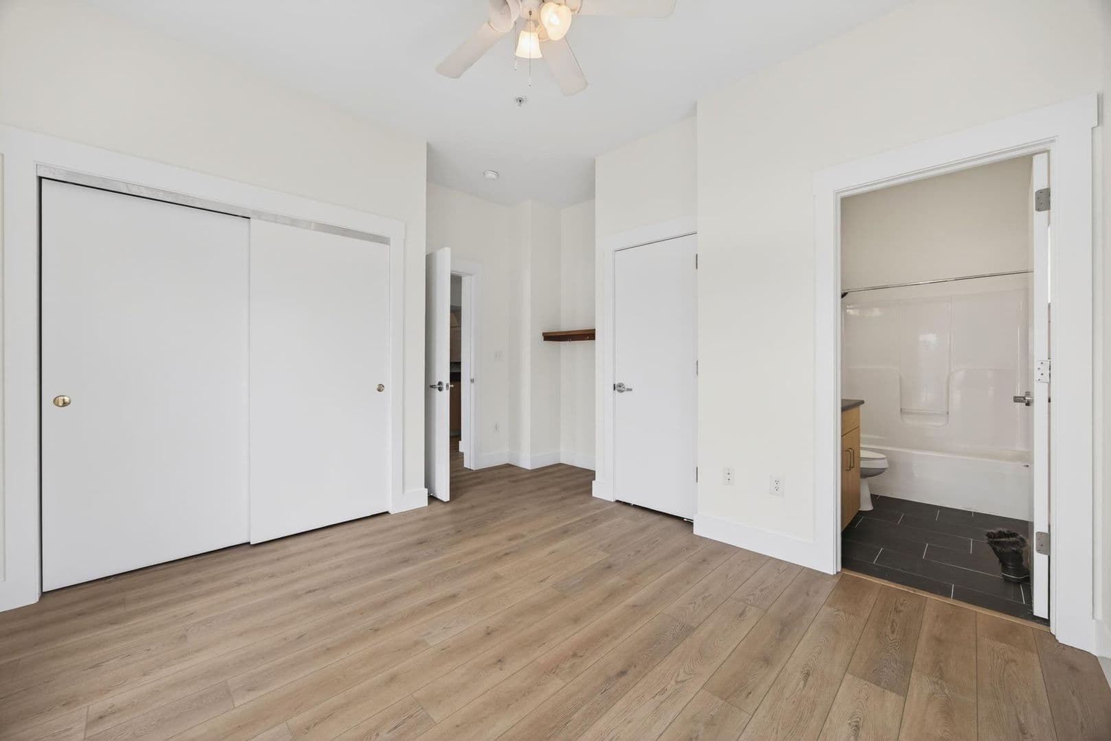 Bloomington Apartment: 116 E. 3rd St