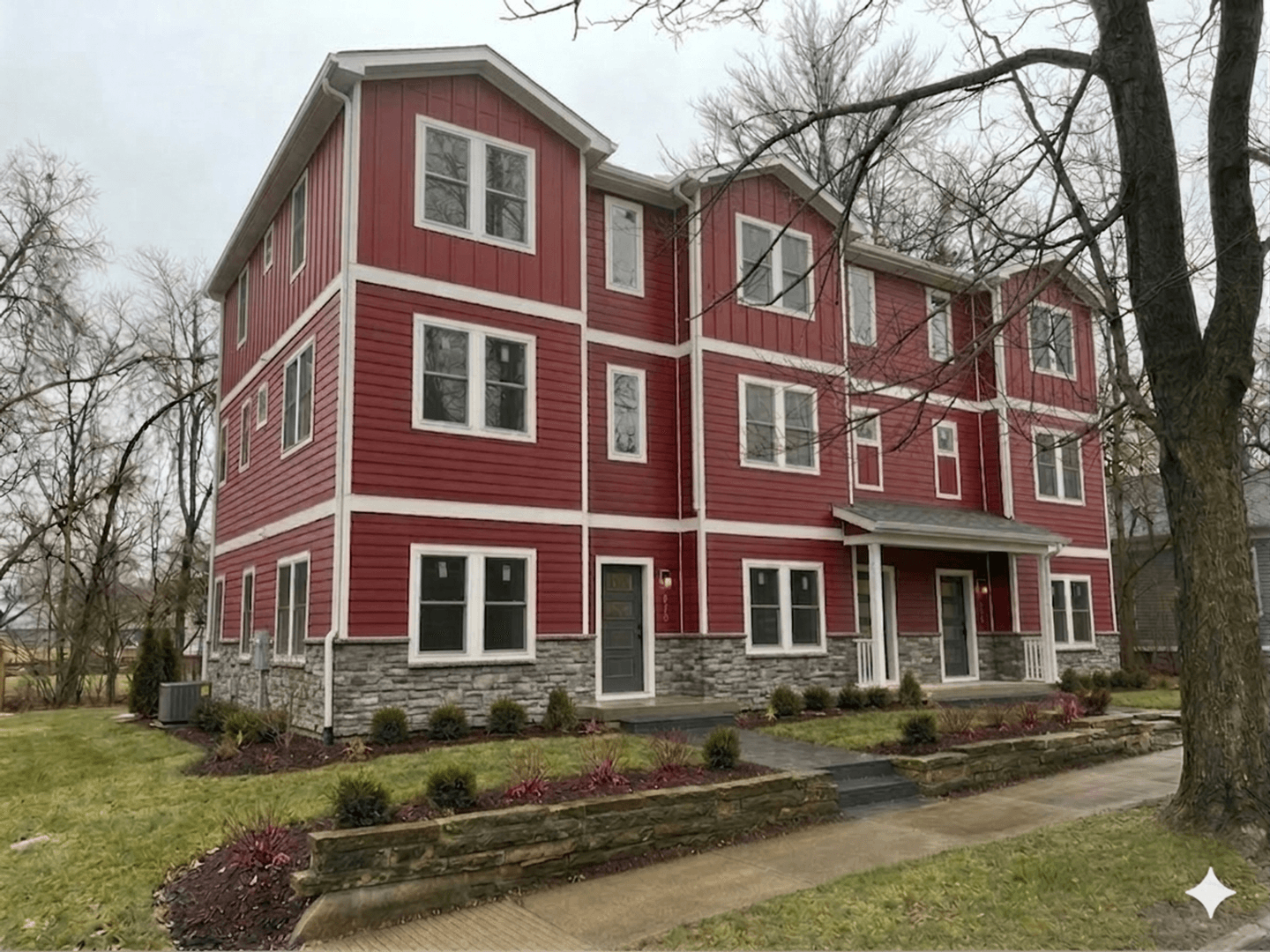 Bloomington Apartment: 614 N Grant