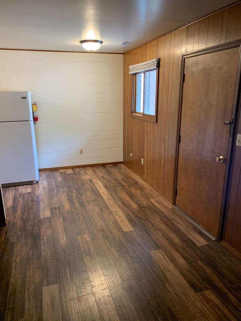 Bloomington Apartment: 326 W. Kenwood Dr - Apt 12