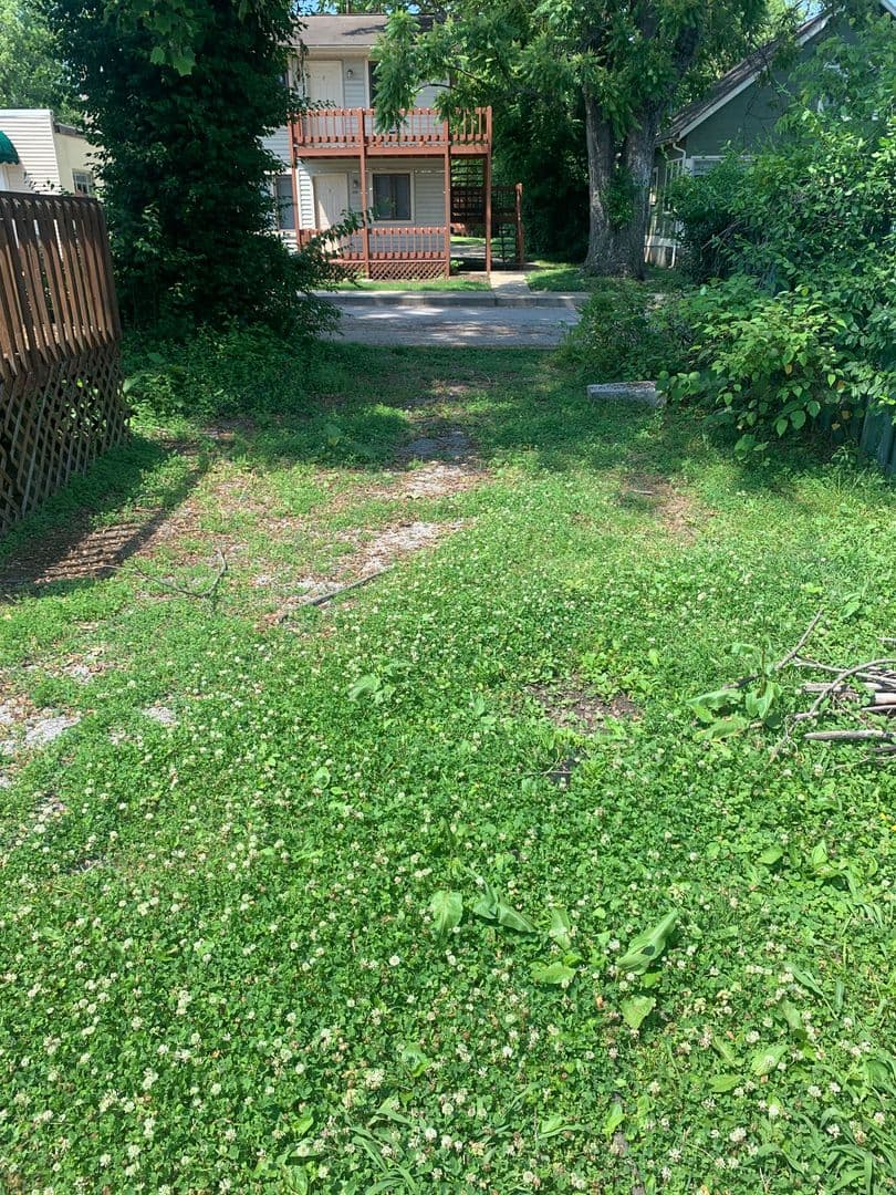 Bloomington House: 418 N. Grant St