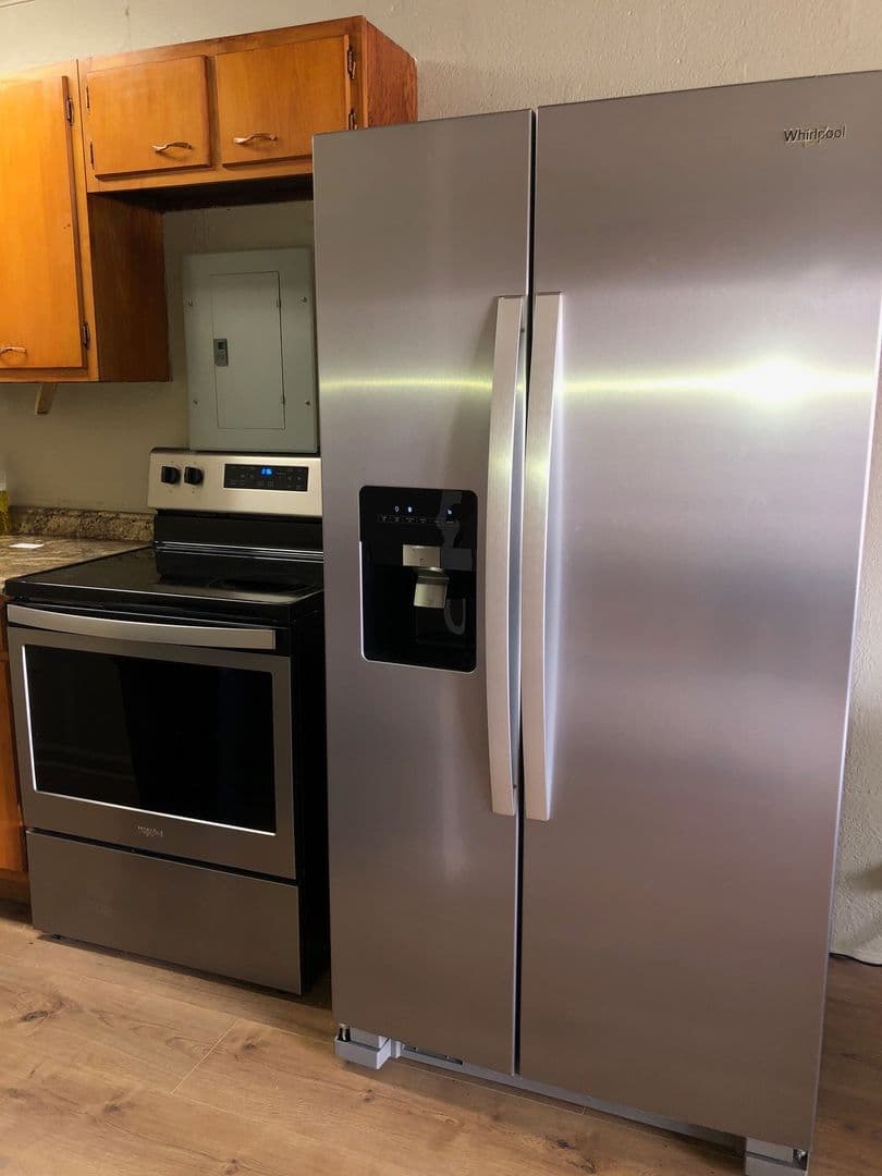 Bloomington Apartment: 217 S. Lincoln St