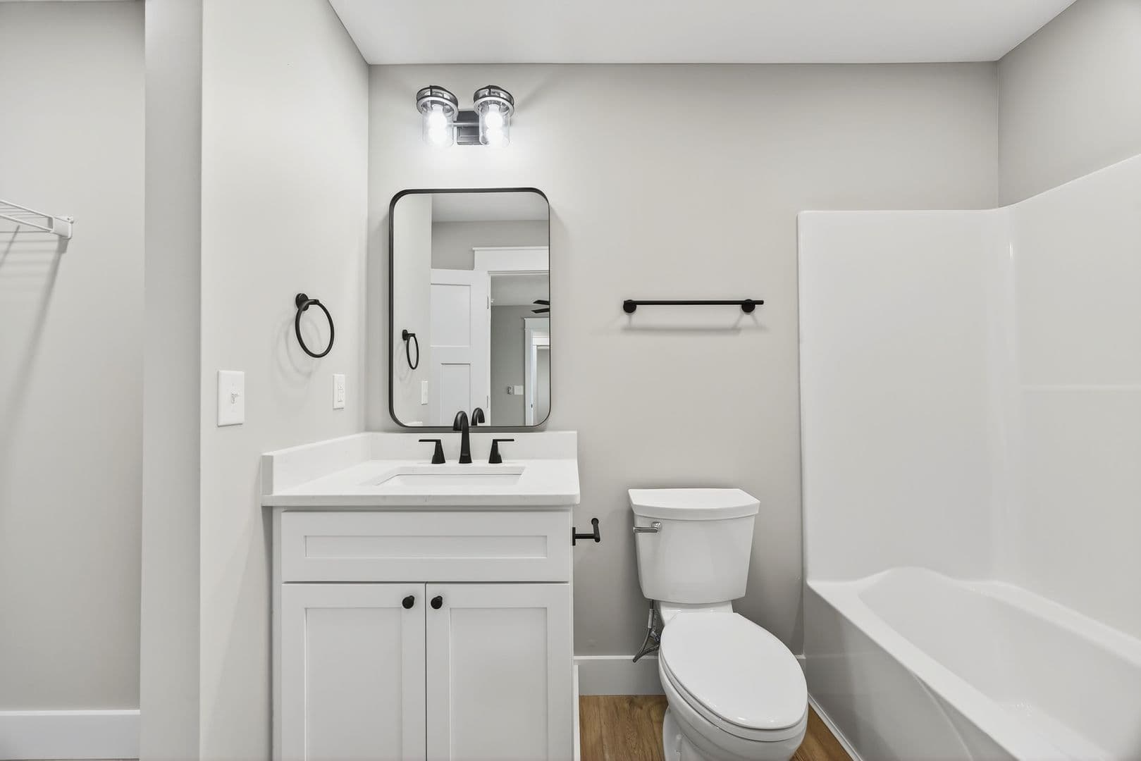 Bloomington Apartment: 906 N Madison Street