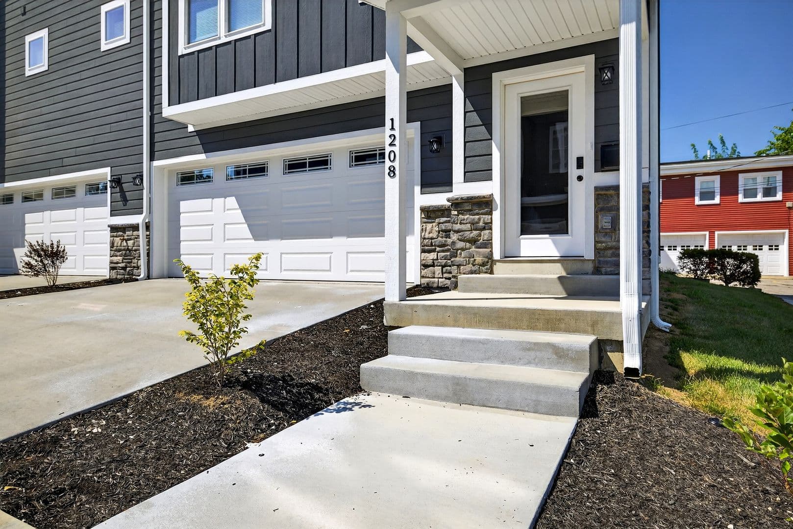 Bloomington Townhome: 1204 N College Ave