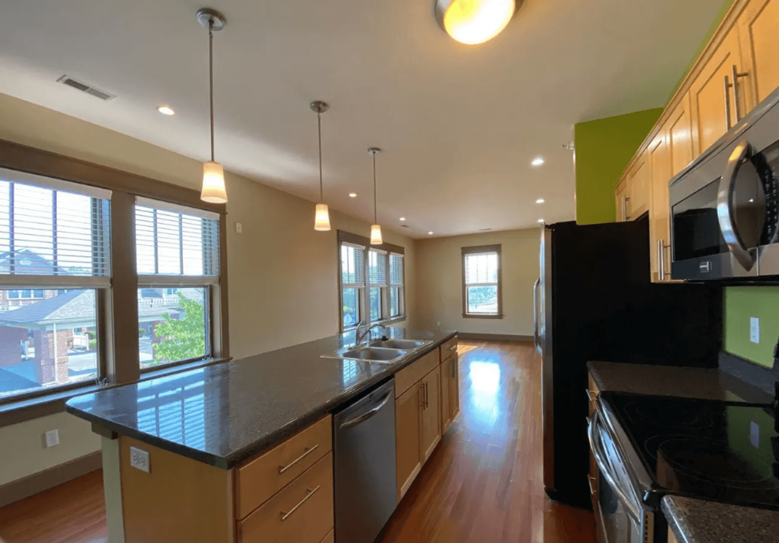 Bloomington Apartment: 231 W. Dodds Street