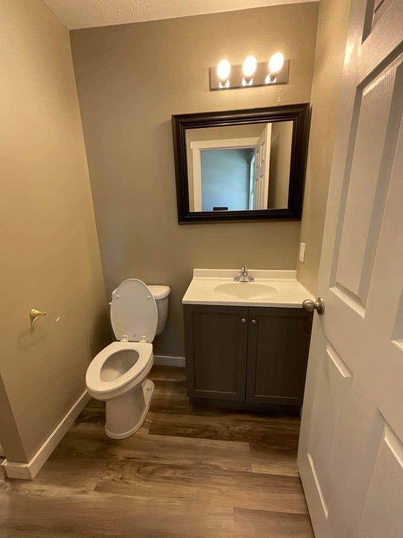Bloomington Apartment: 319 N. Dunn St