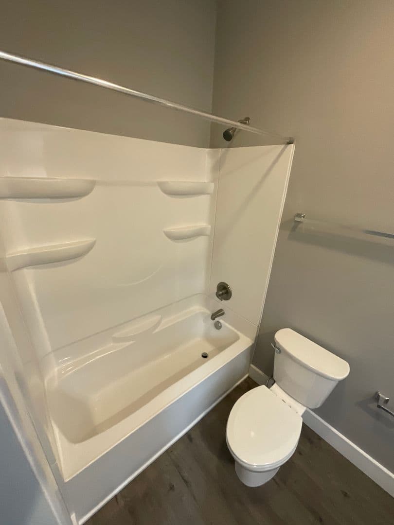 Bloomington Apartment: 705 N. Lincoln St