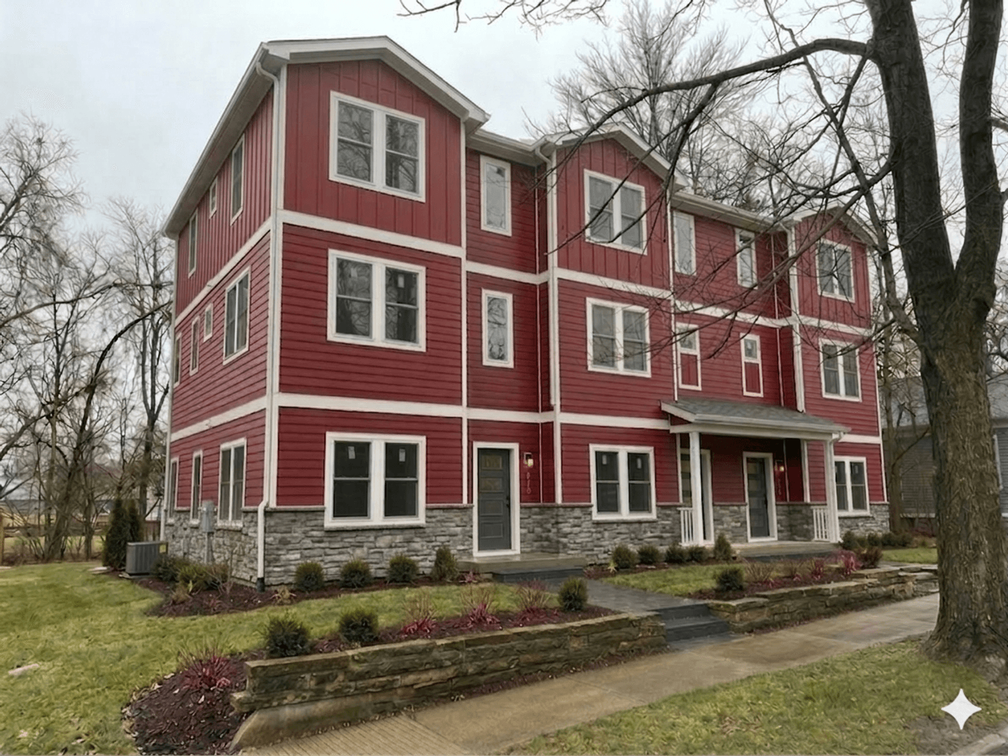 Bloomington Townhome: 711 E. Cottage Grove - Unit 1