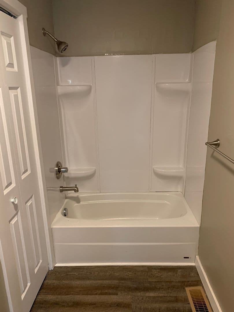 Bloomington Apartment: 221 E. 16th St