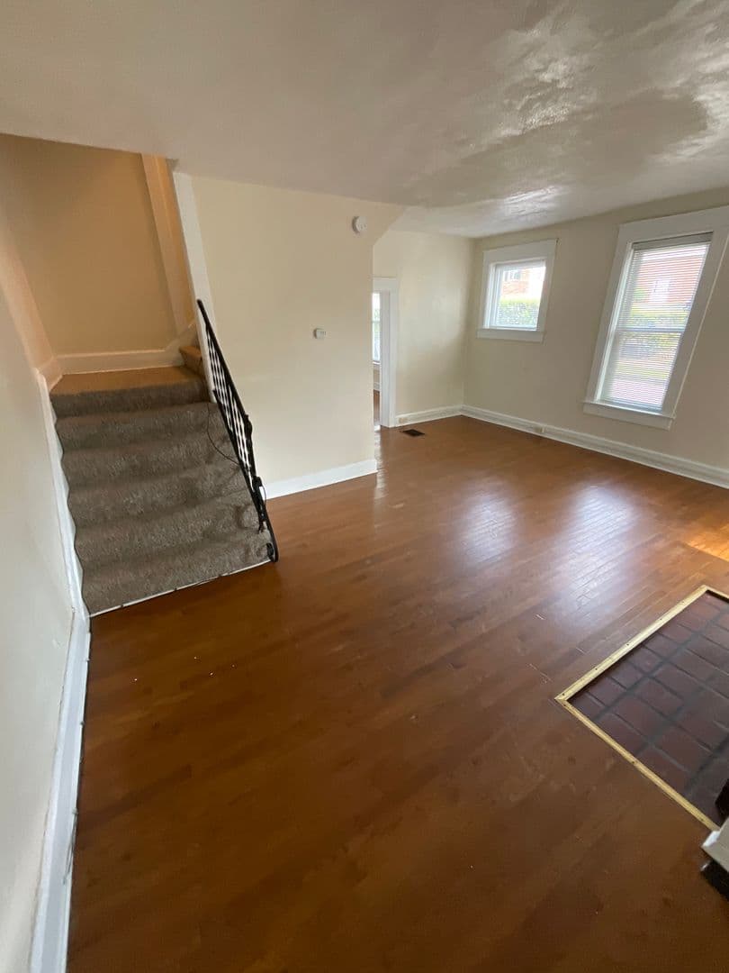 Bloomington House: 323 N. Grant St