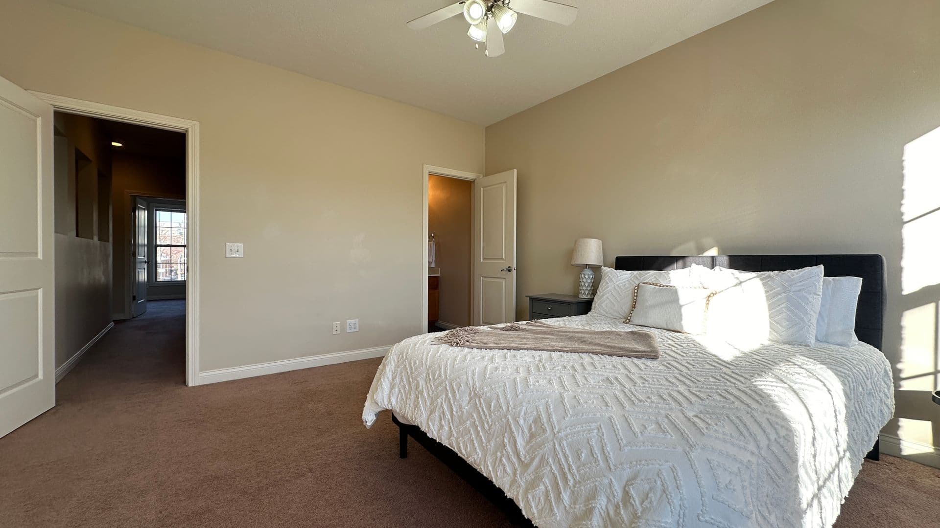 Bloomington Apartment: 384 S. Washington St