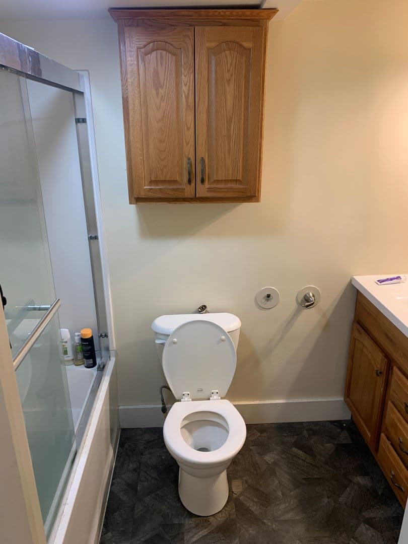 Bloomington Apartment: 515 S. Washington St