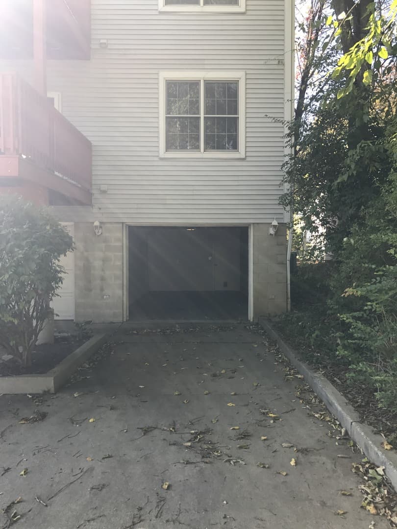 Bloomington Townhome: 351 S. Madison St