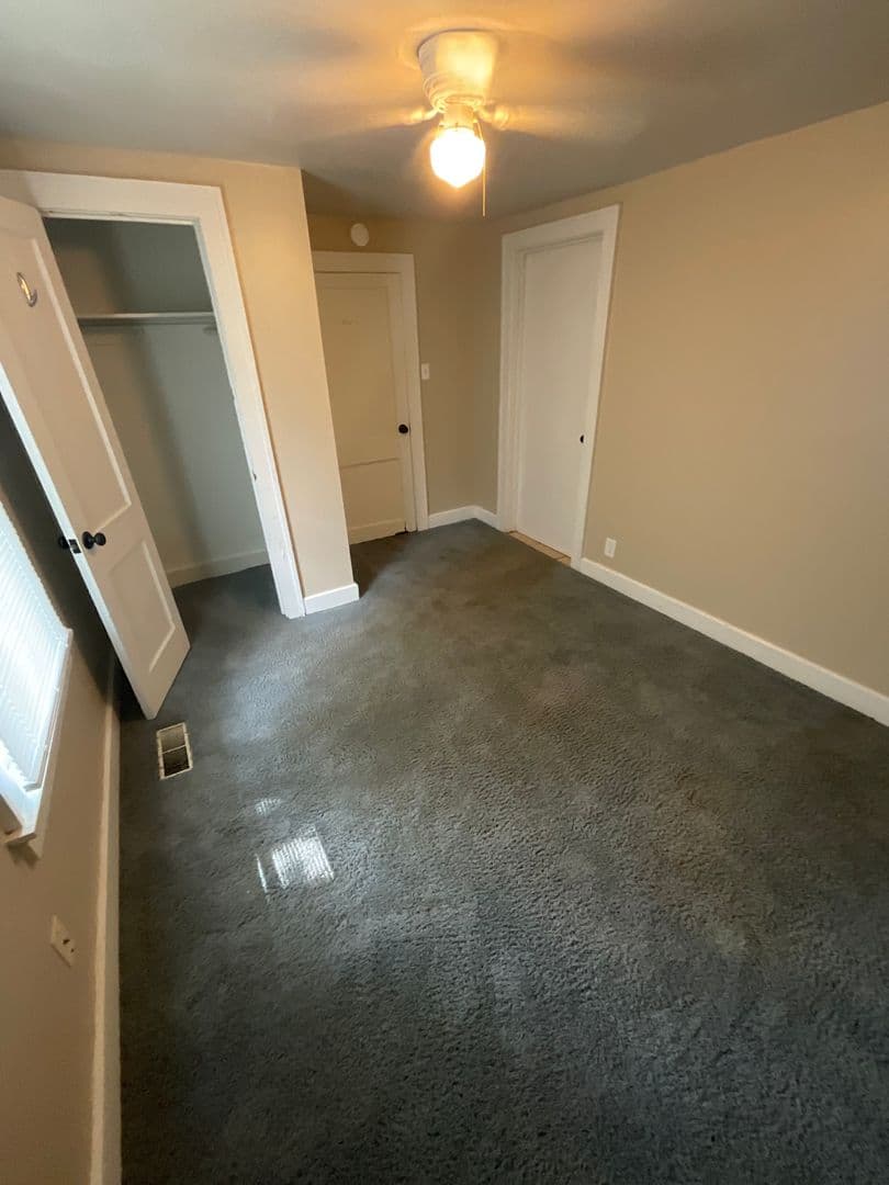 Bloomington House: 315 E. 16th St
