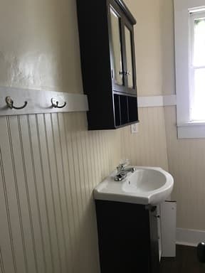 Bloomington House: 424 E. 6th St