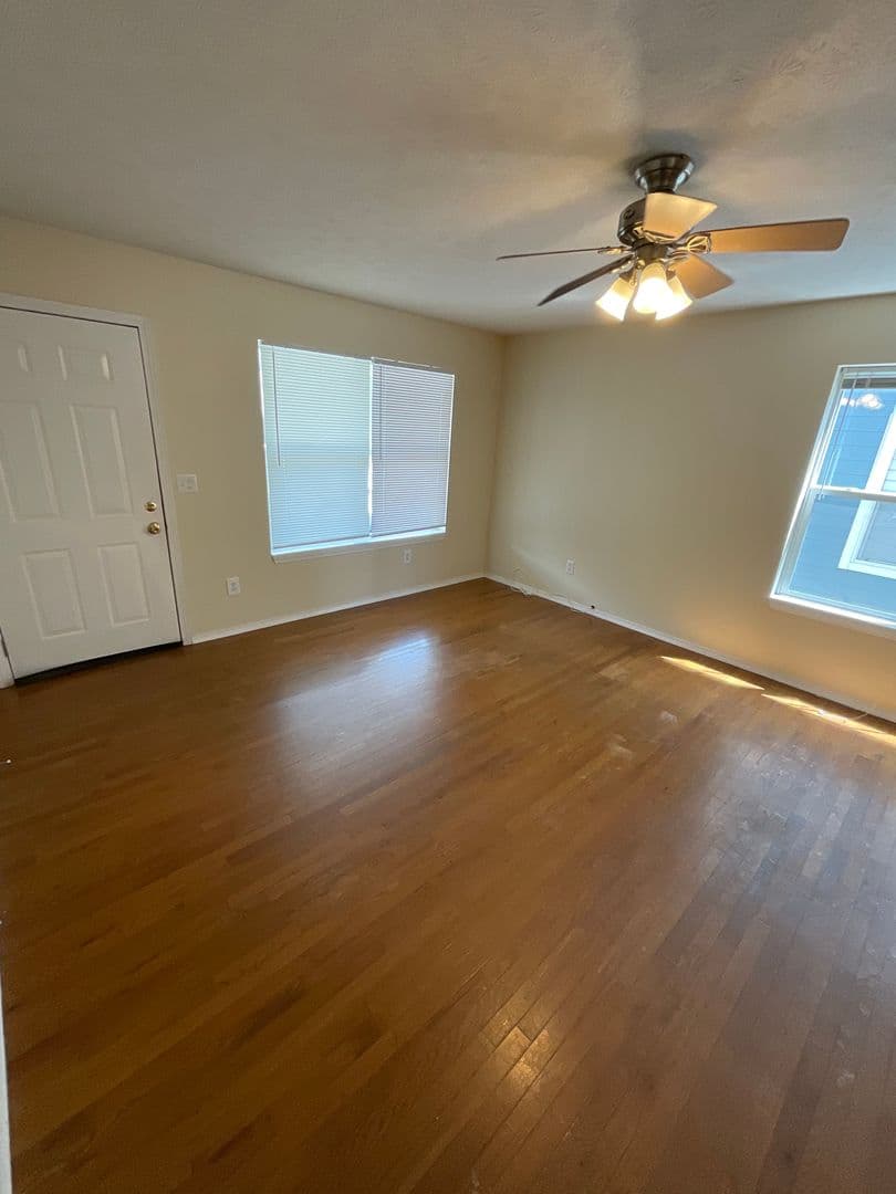 Bloomington House: 316 E. 10th ST