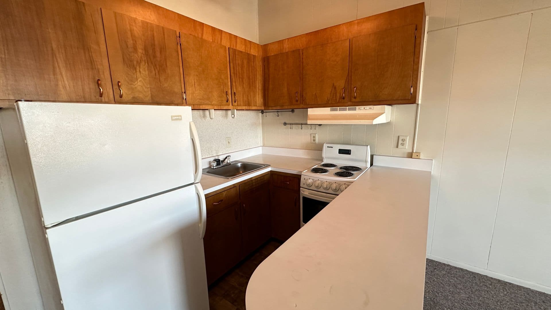 Bloomington Apartment: 1211 W 2nd St