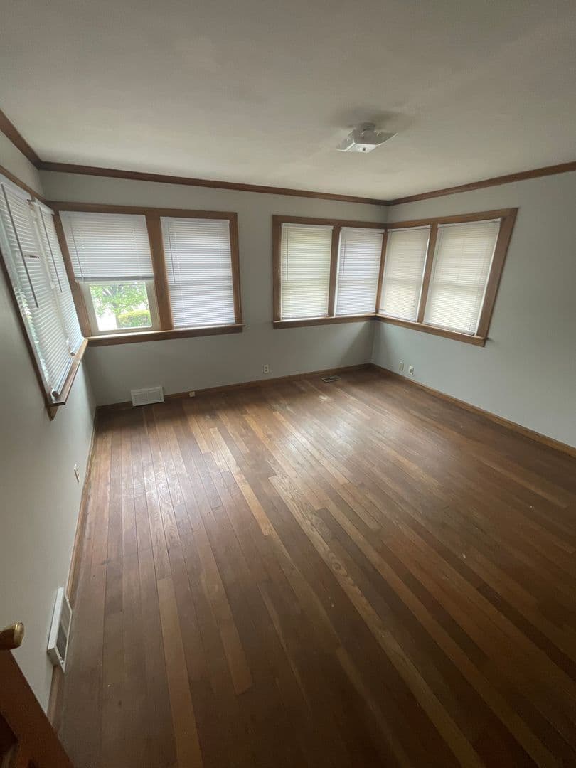 Bloomington House: 1217 N. College Ave