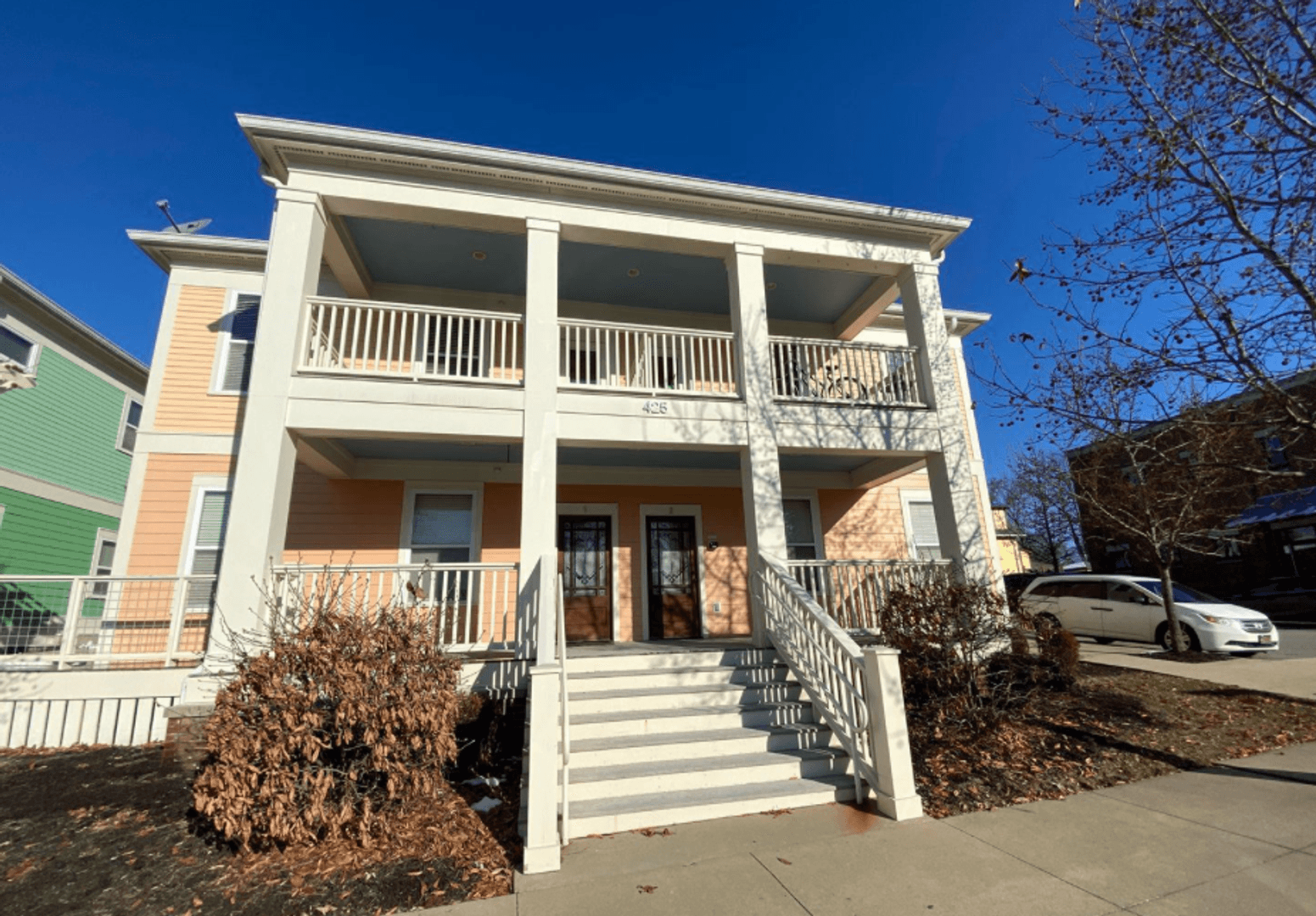 Bloomington Apartment: 425 E. Hillside Drive # 1-4