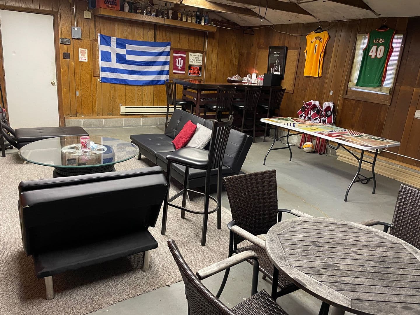 Bloomington Apartment: 408 E. 16th St