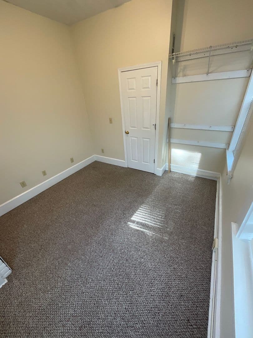 Bloomington House: 323 N. Grant St
