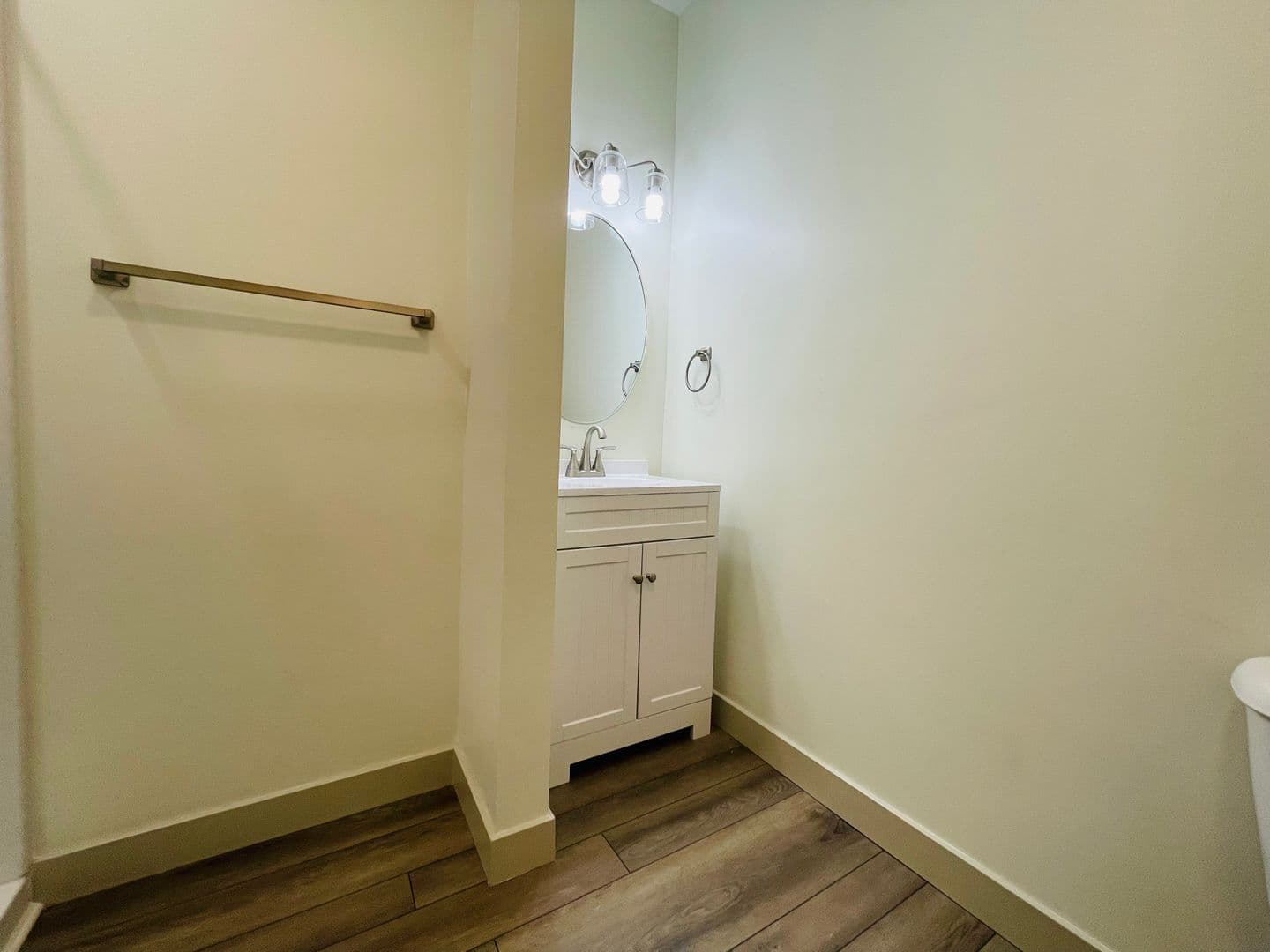 Bloomington Apartment: 125 N. Washington Street