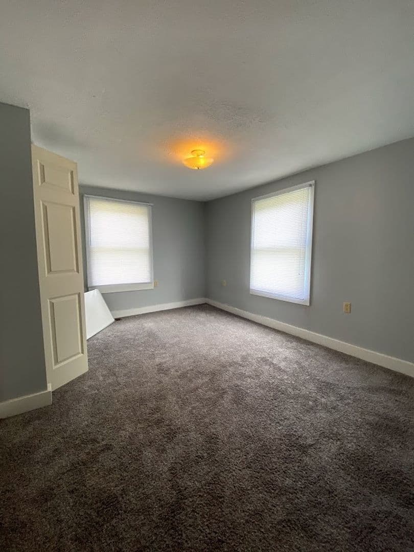 Bloomington House: 310 E. 16th St