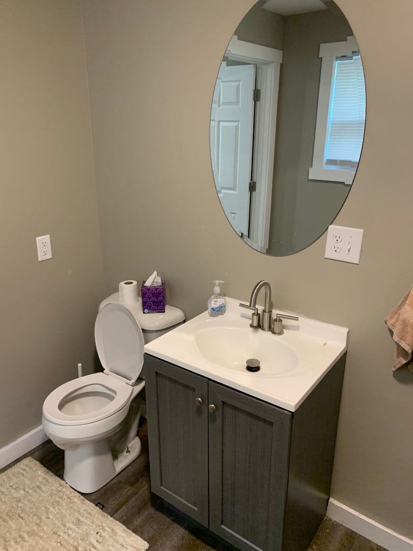Bloomington Apartment: 221 E. 16th St