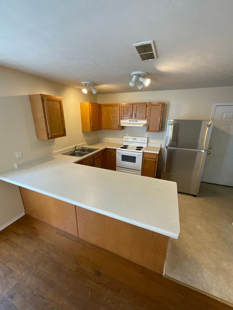 Bloomington House: 316 E. 10th ST