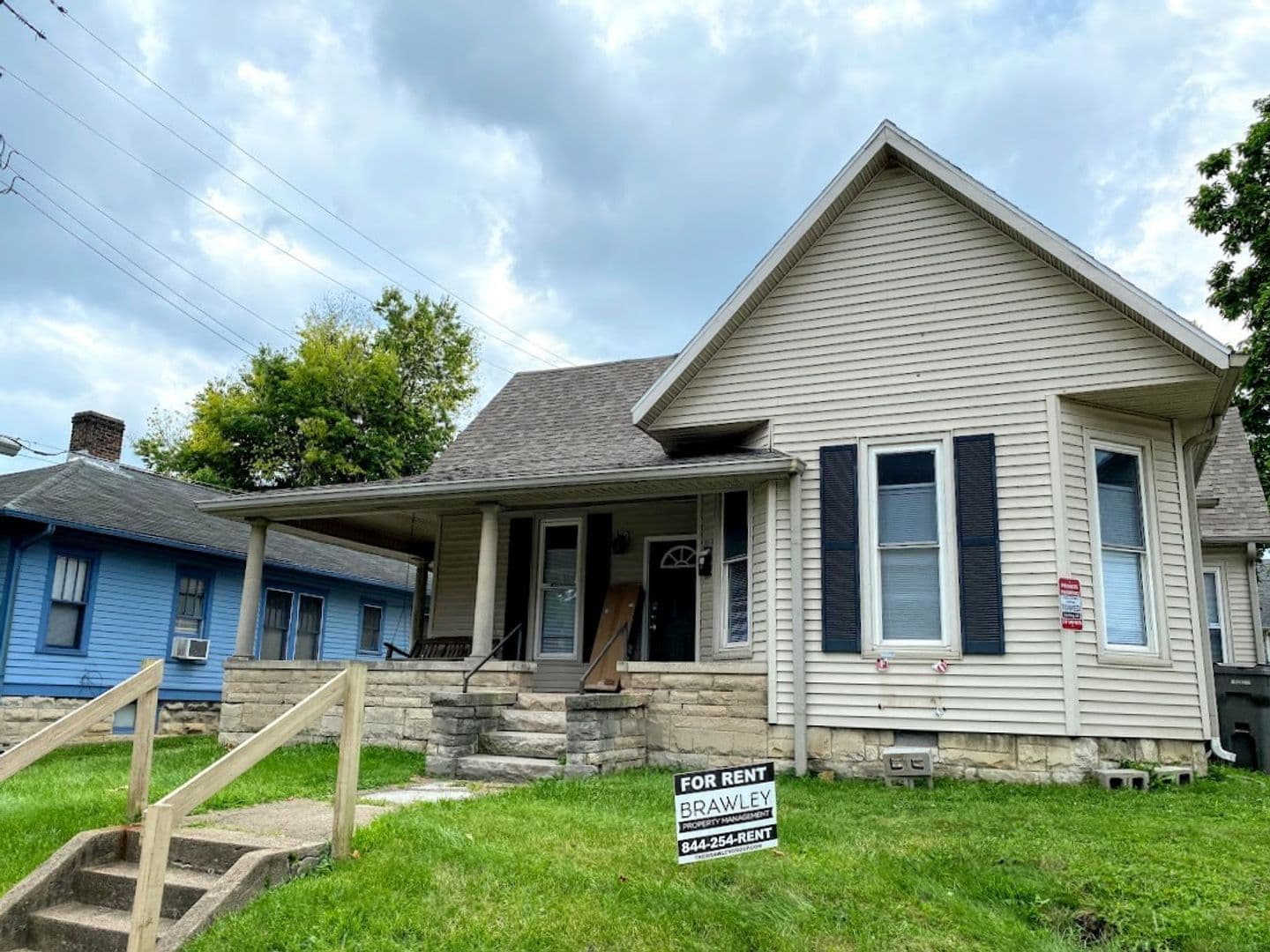 Bloomington House: 213 N. Grant Street
