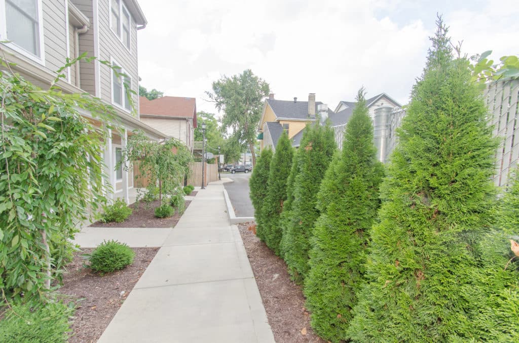Bloomington Apartment: 414 E. 4th St