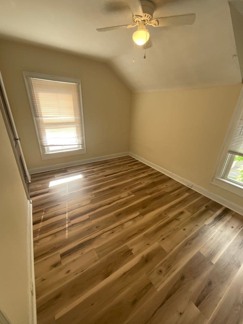 Bloomington House: 316 E. 7th St