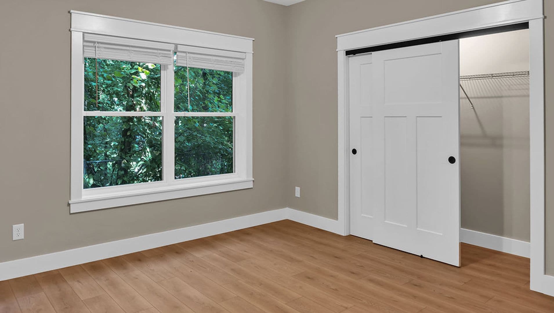 Bloomington Townhome: 809 N. Walnut St.