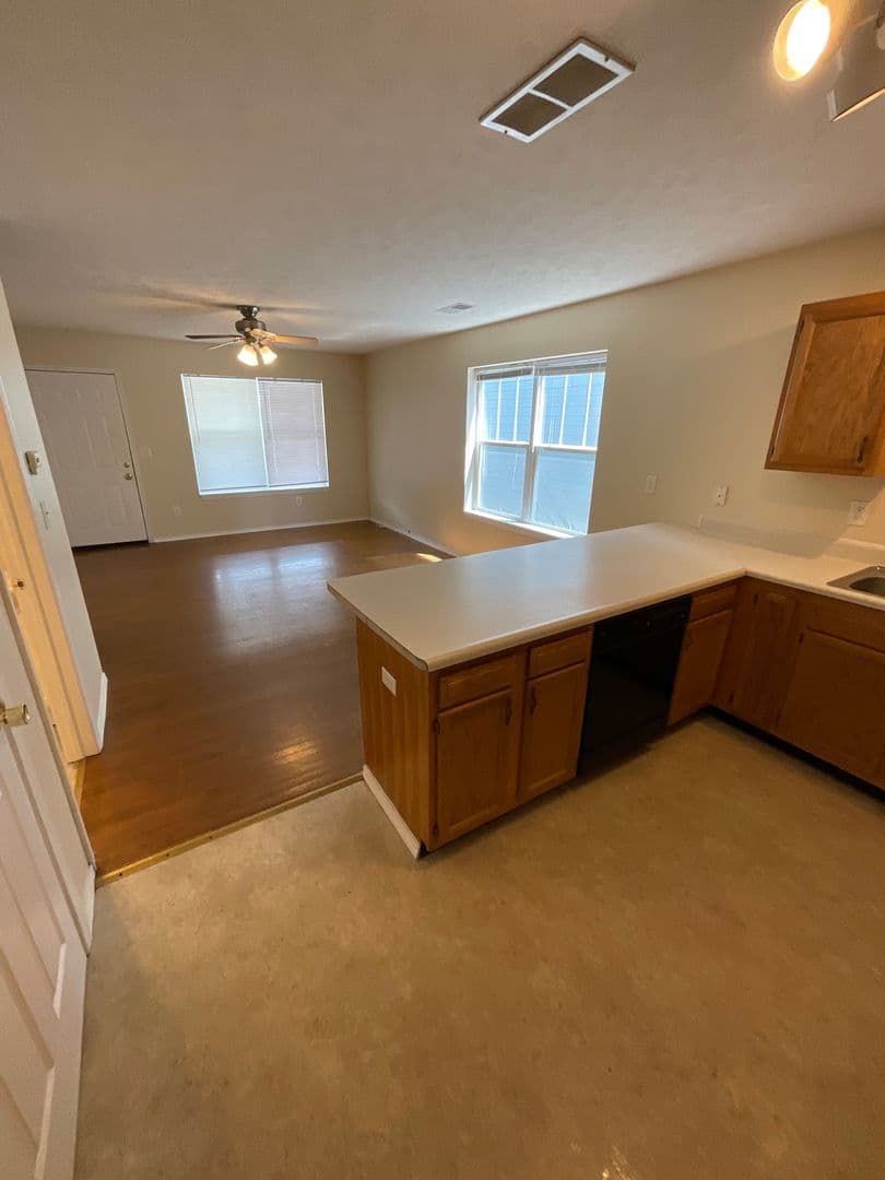 Bloomington House: 316 E. 10th ST