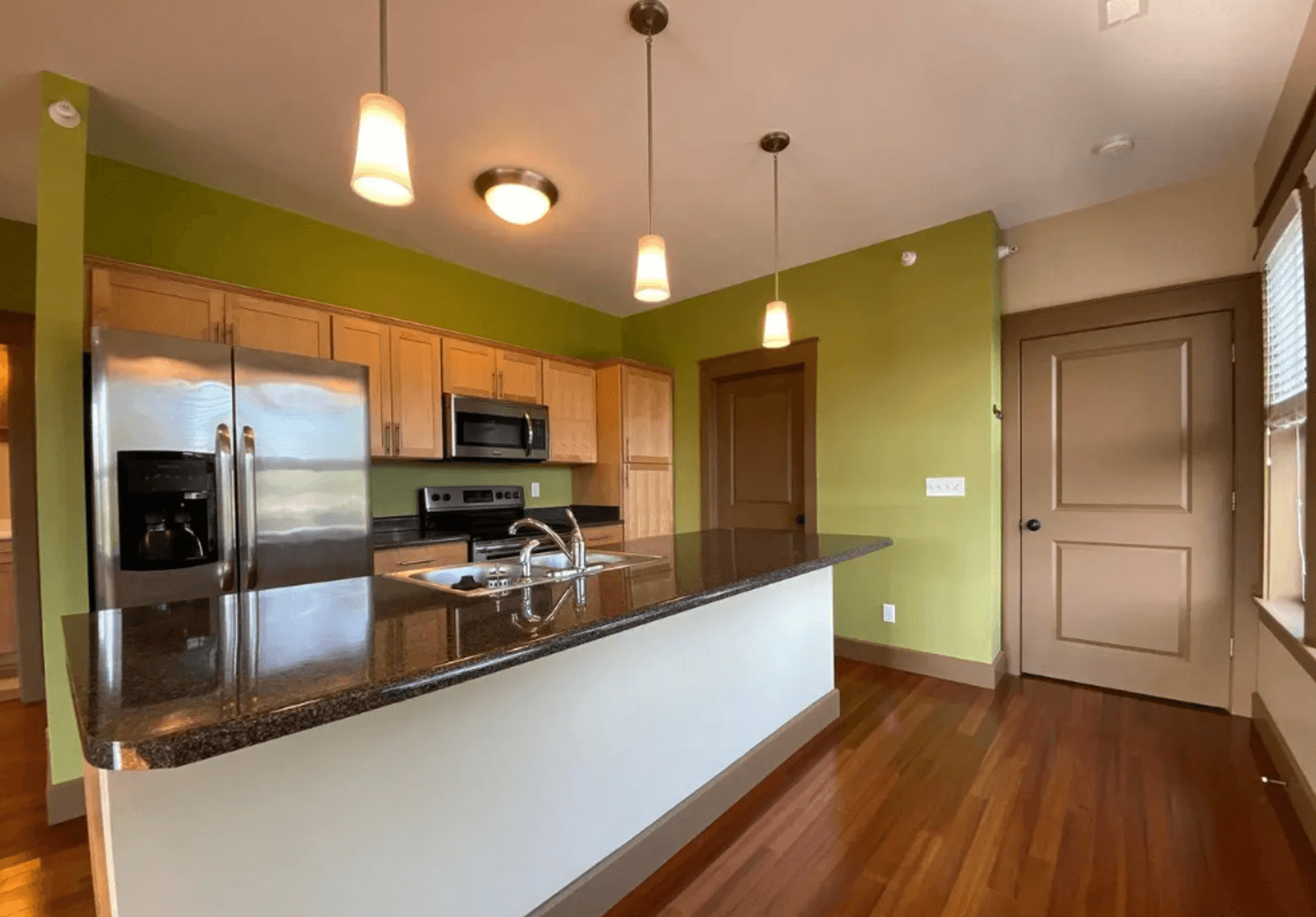 Bloomington Apartment: 231 W. Dodds Street
