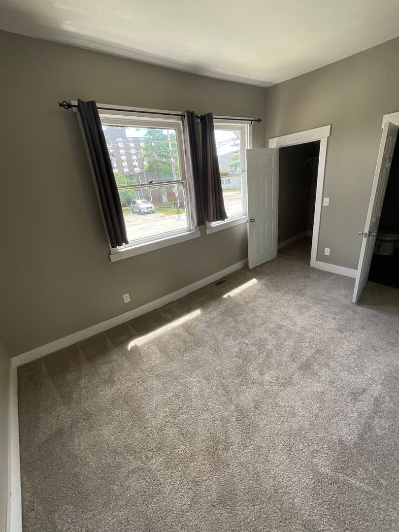 Bloomington Apartment: 317 N. Dunn St