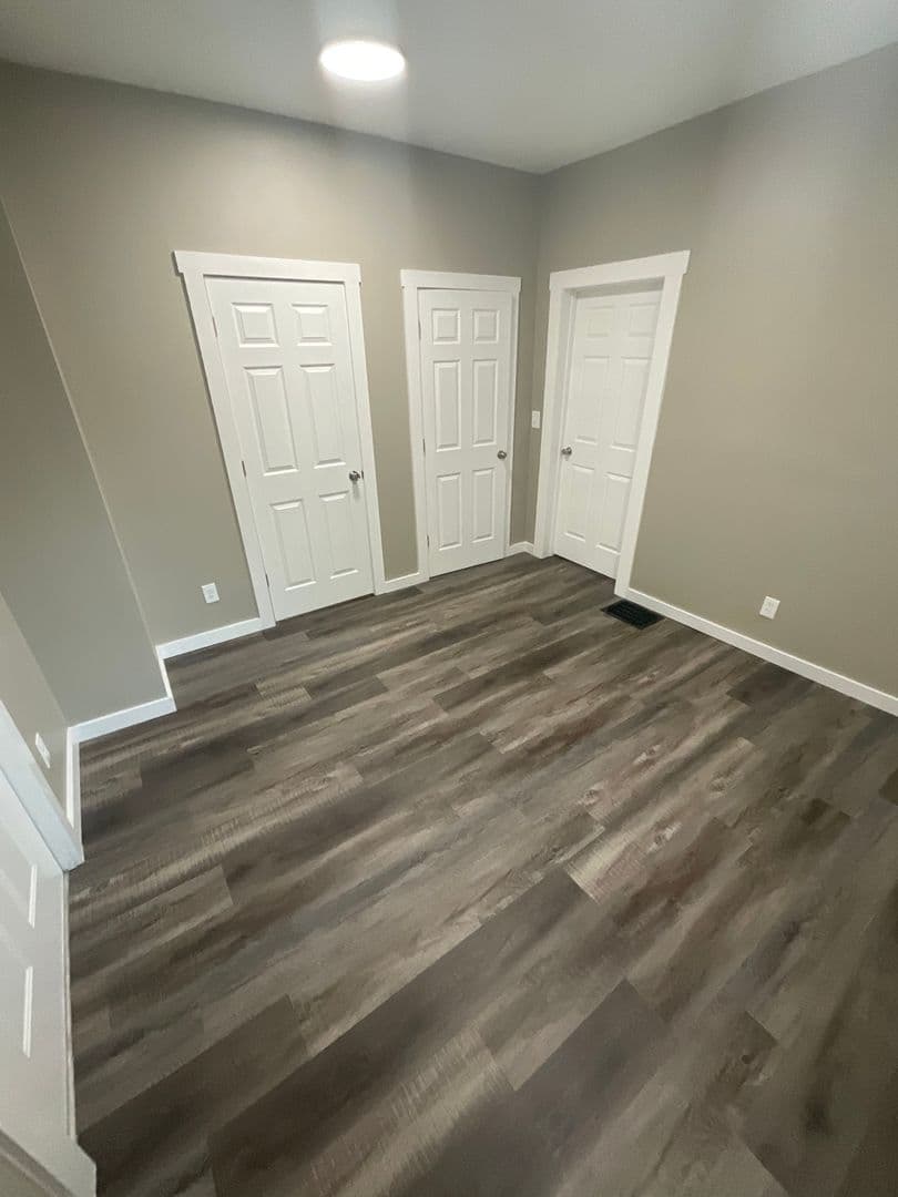Bloomington Apartment: 312 E 8th Street