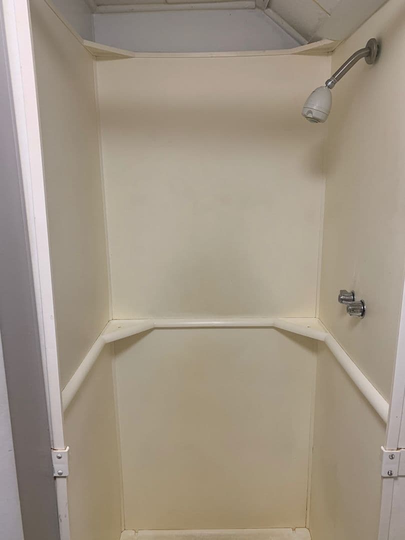 Bloomington Apartment: 408 E. 16th St