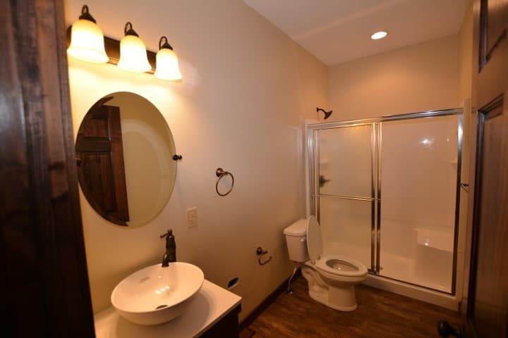 Bloomington Apartment: 416 E. 4th St