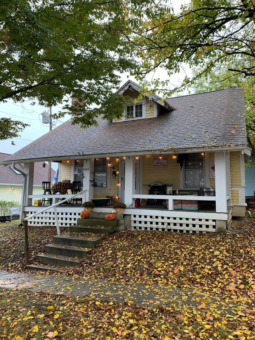 Bloomington House: 408 E. Cottage Grove Ave