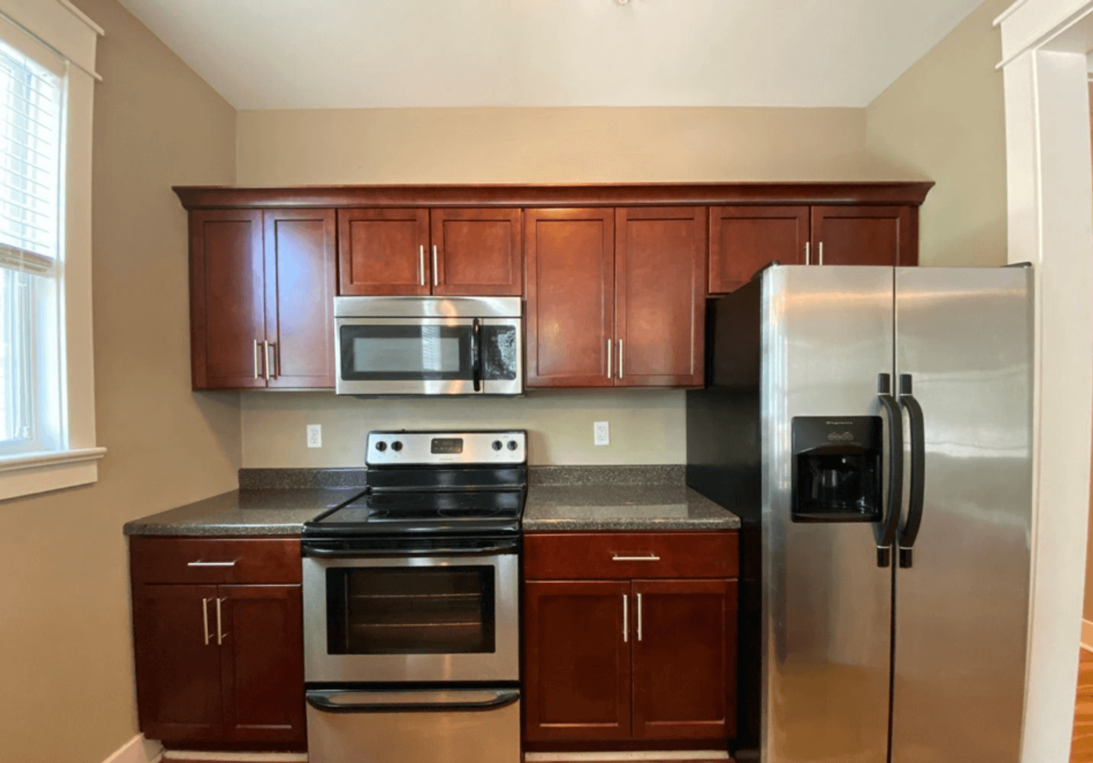 Bloomington Apartment: 425 E. Hillside Drive # 1-4