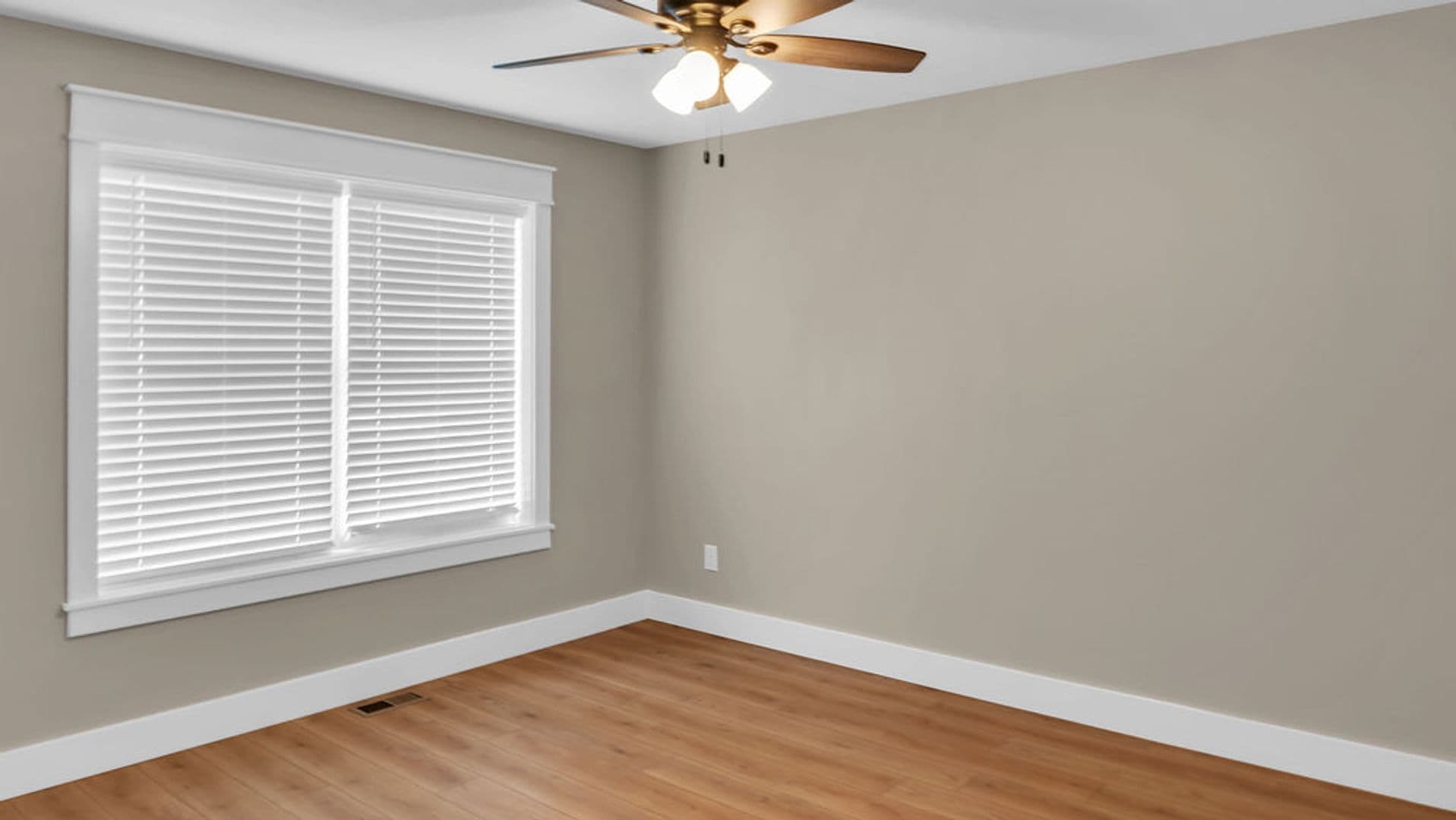 Bloomington Townhome: 111-113 S Jefferson