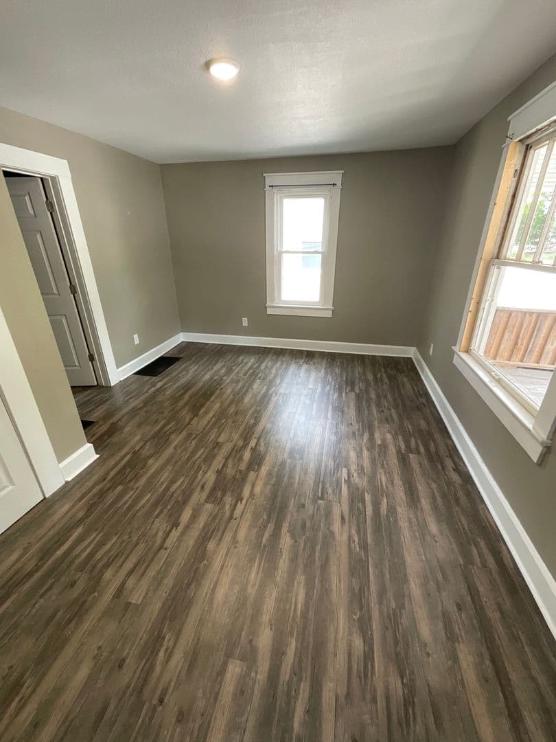 Bloomington House: 407 N. Dunn St