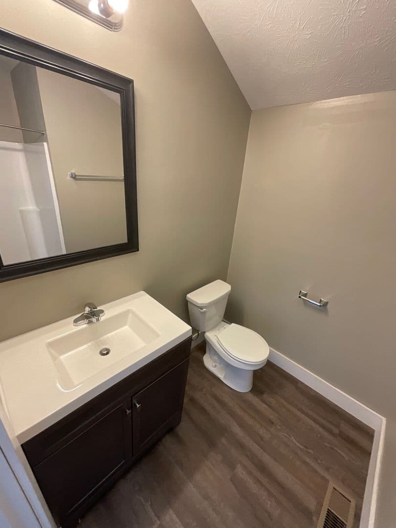 Bloomington Apartment: 317 N. Dunn St