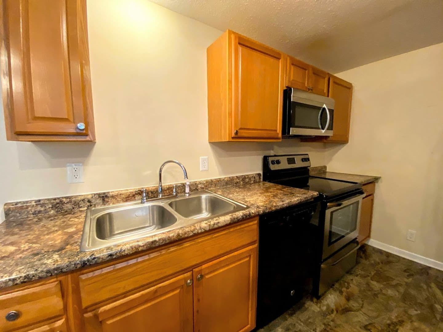 Bloomington House: 511 N. Lincoln St