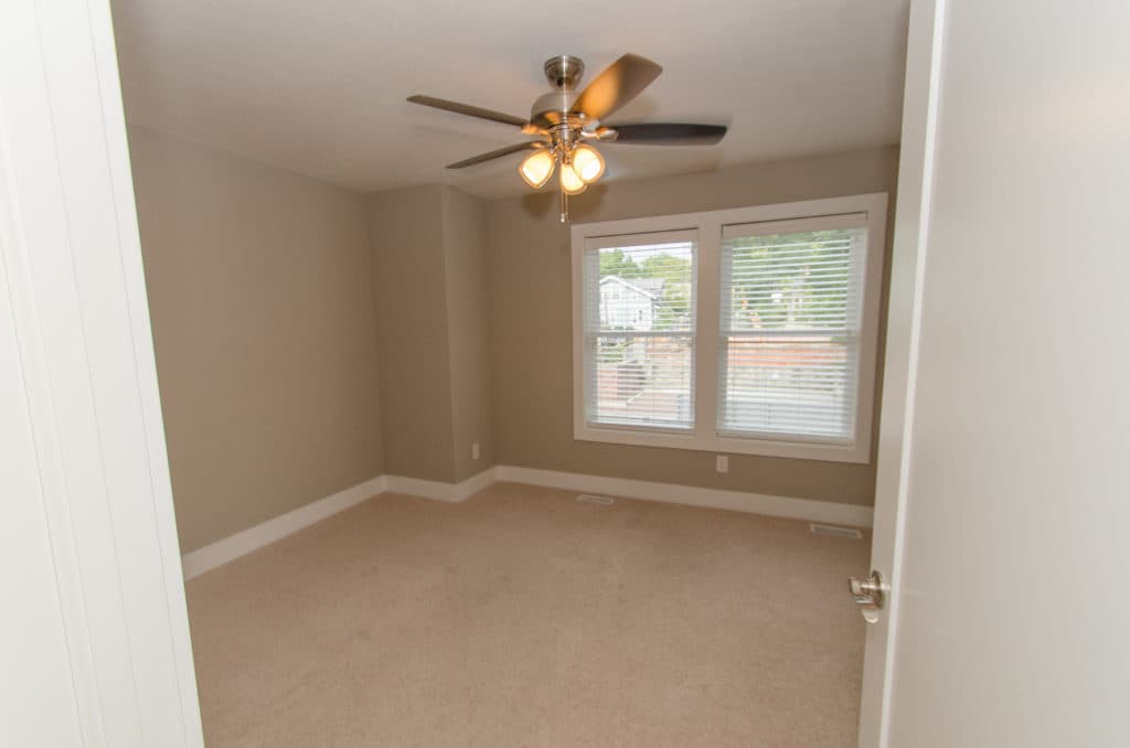 Bloomington Apartment: 414 E. 4th St