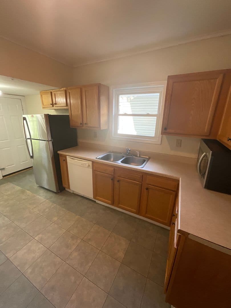 Bloomington House: 316 E. 7th St
