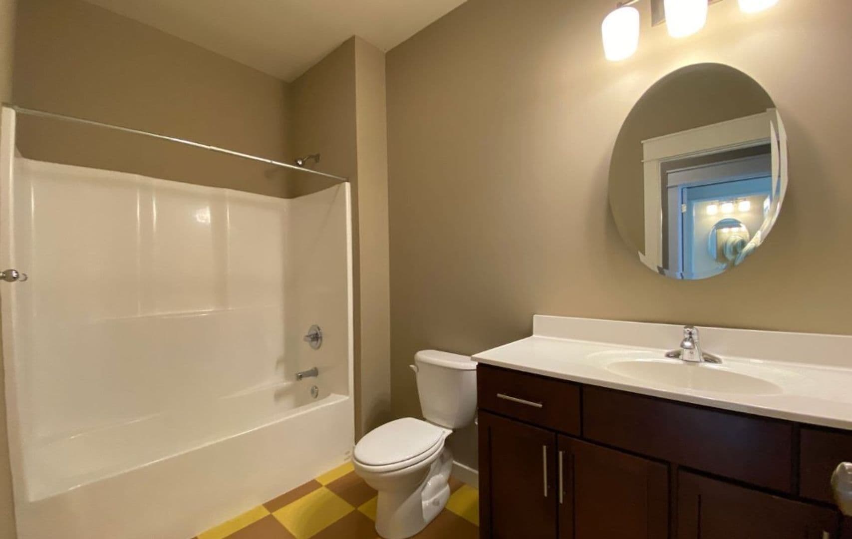 Bloomington Apartment: 421 E. Hillside Drive