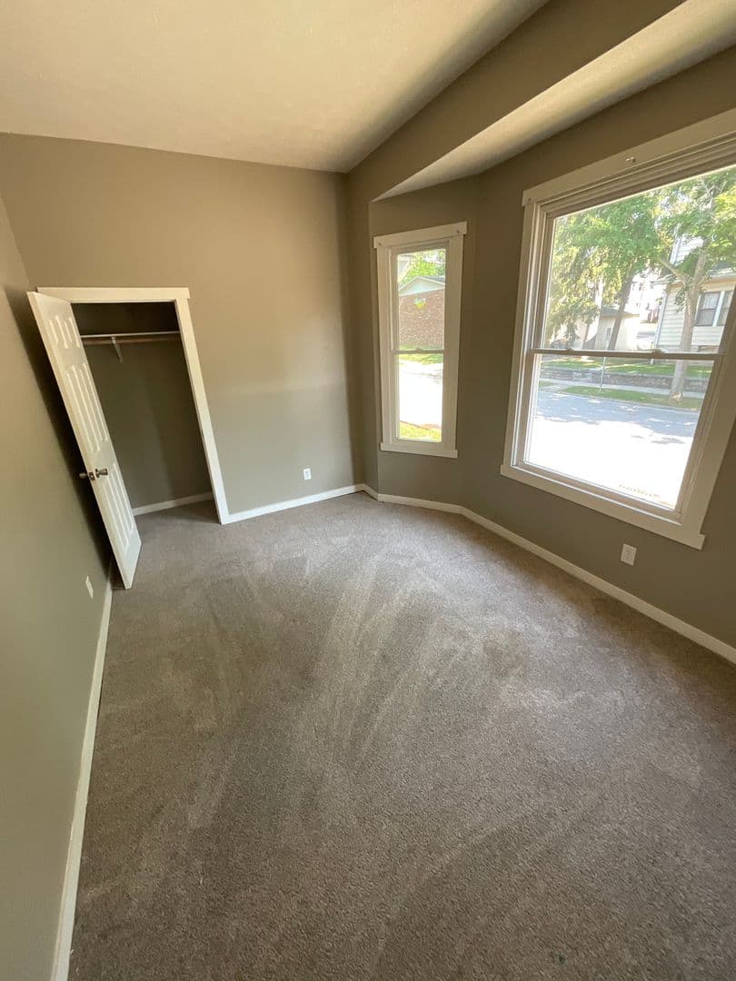 Bloomington Apartment: 319 N. Dunn St