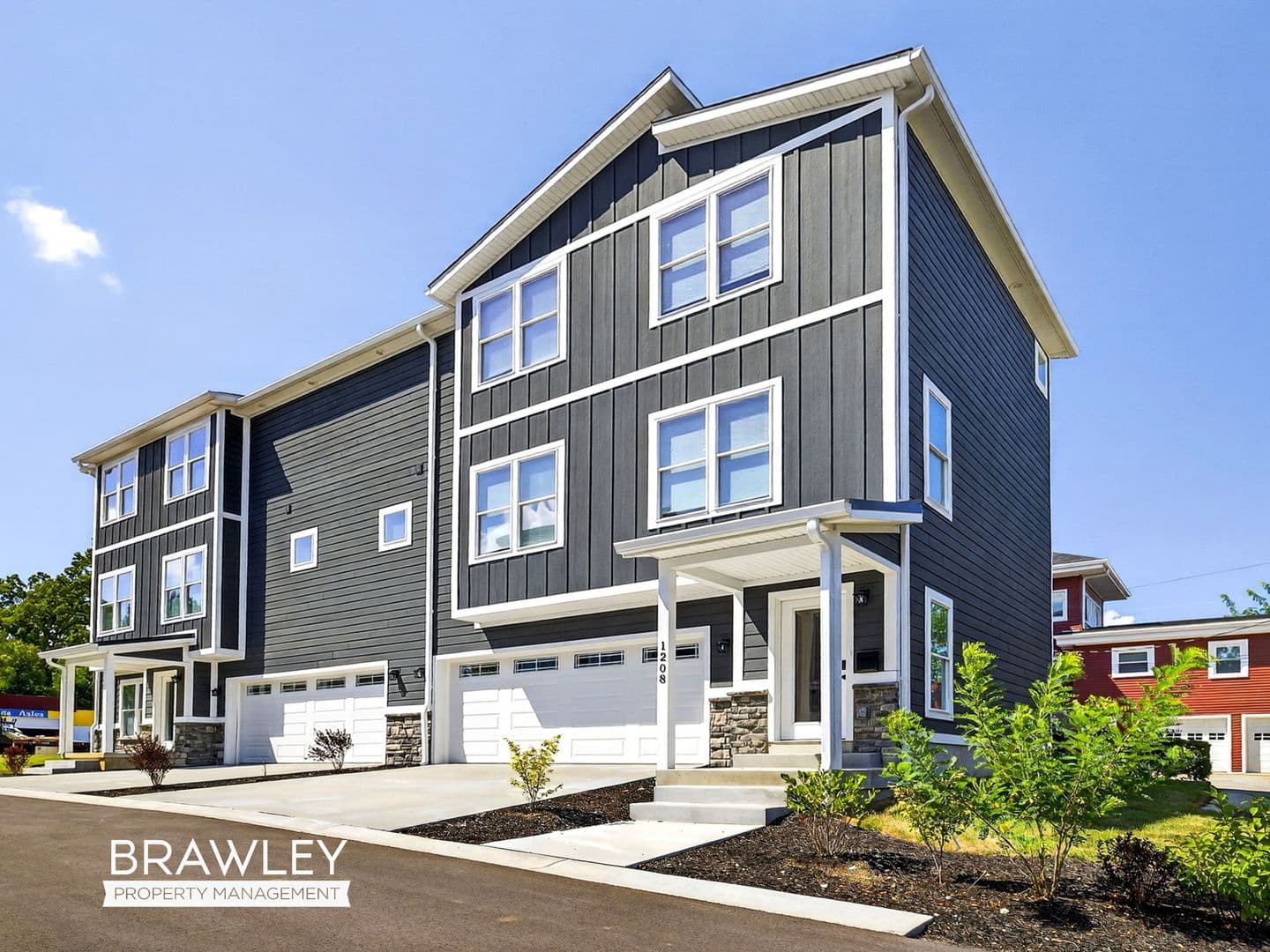 Bloomington Townhome: 1120 N College Ave